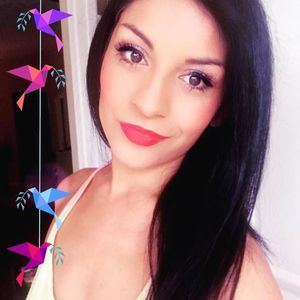 Meet your Posher, Jeneva